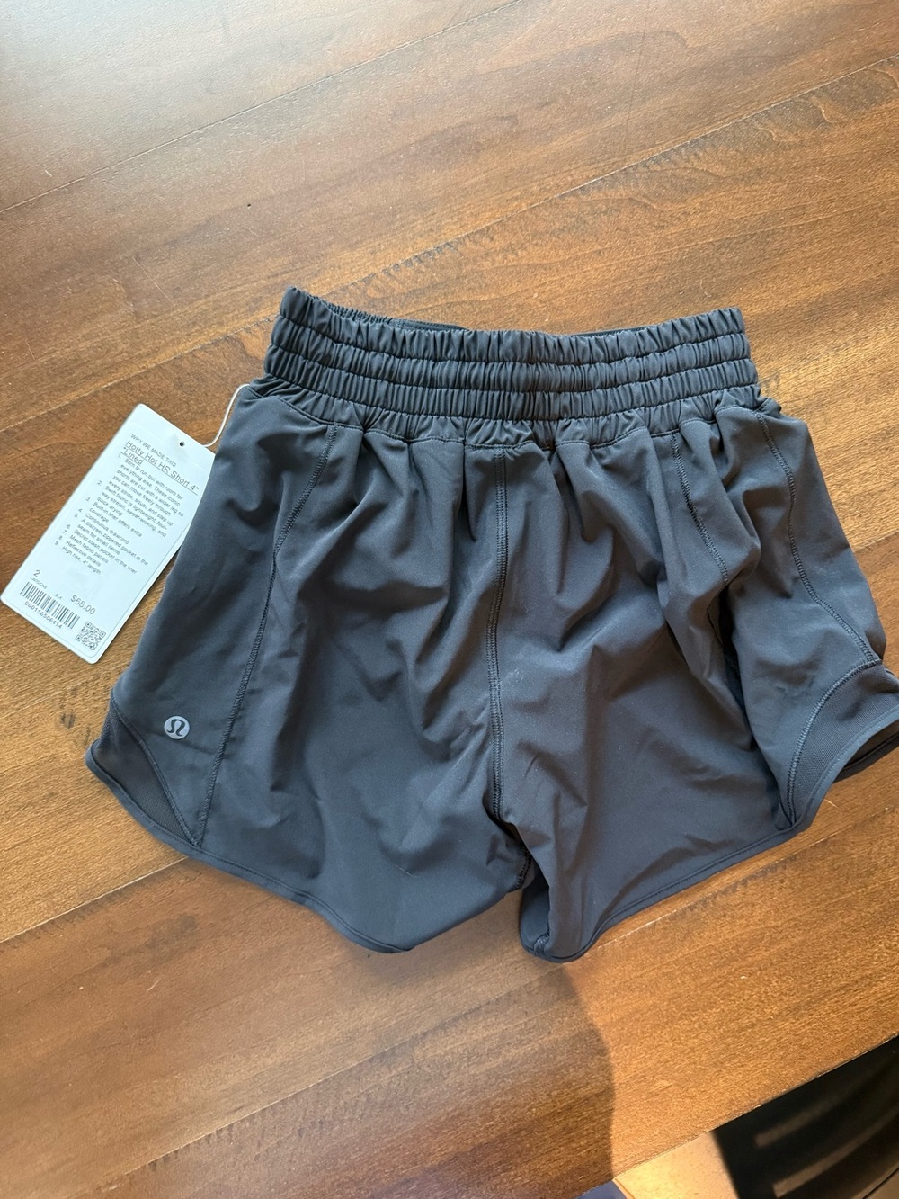 lululemon athletica Black Athletic Running Shorts size 2 (4in)